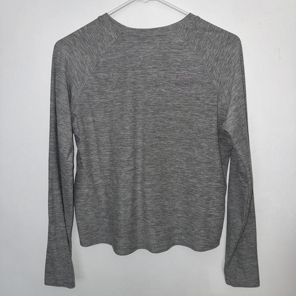 Kyodan Gray Light-Weight Workout Top Size M - Picture 2 of 3